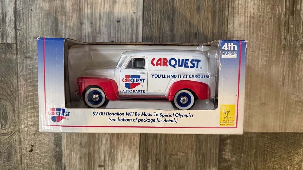Carquest Auto Parts 1952 Chevy Panel Delivery Truck Lockable Coin Bank